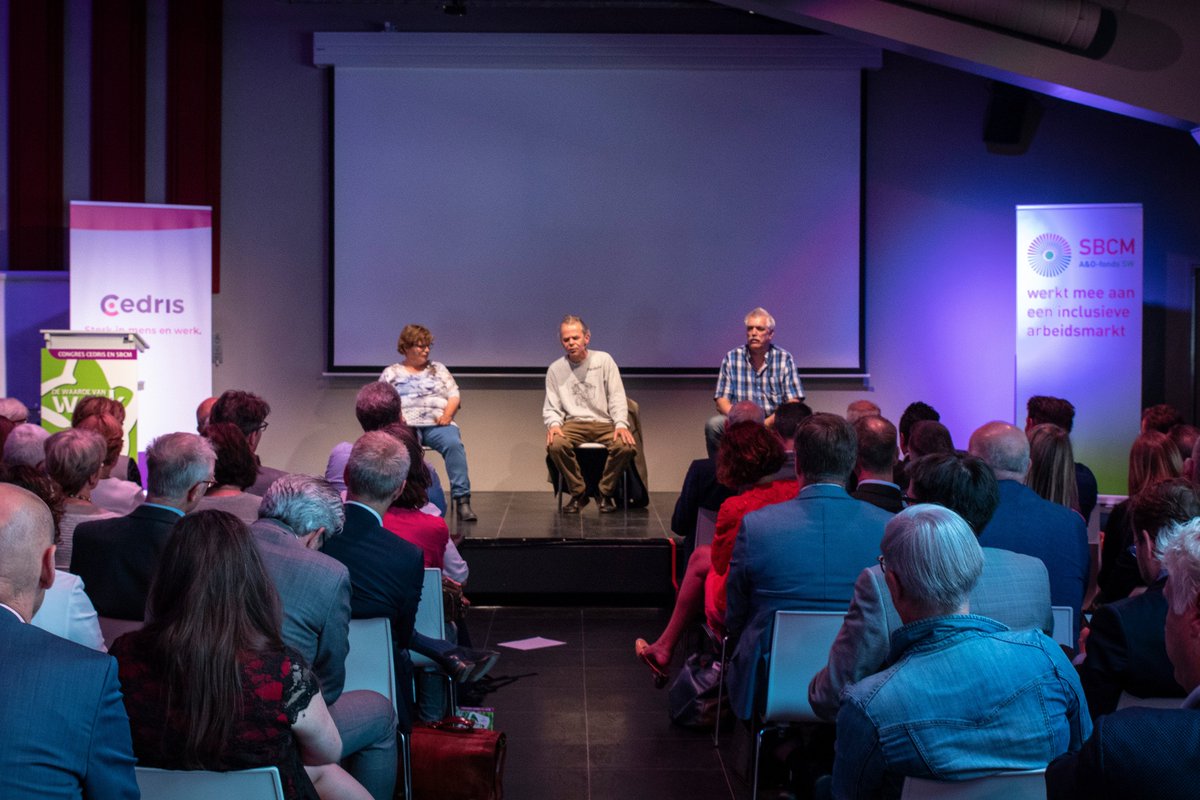 Medewerkers van <a href="/Laborijn/">Laborijn</a> vertellen in een pakkende theatervoorstelling over hun stappen op de arbeidsmarkt. Over wat werk of het gebrek daaraan met je doet. #waardevanwerk