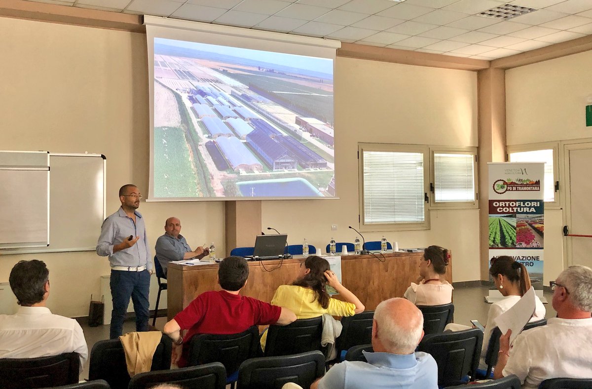 ContrattoCOSTA's tweet photo. Il dott. Franco Tosini presenta le attività del Centro Sperimentale Ortofloricolo “Po di Tramontana”, @VenetoAgricoltura,che ha appena festeggiato il proprio trentennale.🎗 https://t.co/one9KkkBFG