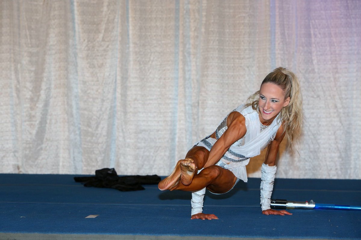 MNDanceMedicine's tweet photo. #InternationalYogaDay #IDY2018 #HereToBe #DanceHealthy How has yoga inspired your dance? Share your pictures, thoughts, ideas to elevate the dance community! Photo credit: @TriFitness1 @CoachMere https://t.co/HPmVSceGho