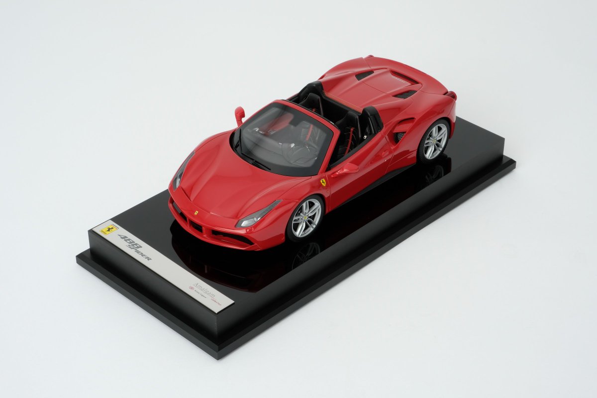 amalgamofficial's tweet photo. 'To roof or not to roof, that is the question'… 1:18 scale 488 GTB or 488 Spider?
Both beautiful and ready for delivery, but which is your preference?
#Ferrari #PrancingHorse #InstaCars #Cars #Supercars #Hypercars #AmalgamCollection #FineModelCars https://t.co/nxgS1BSq3S