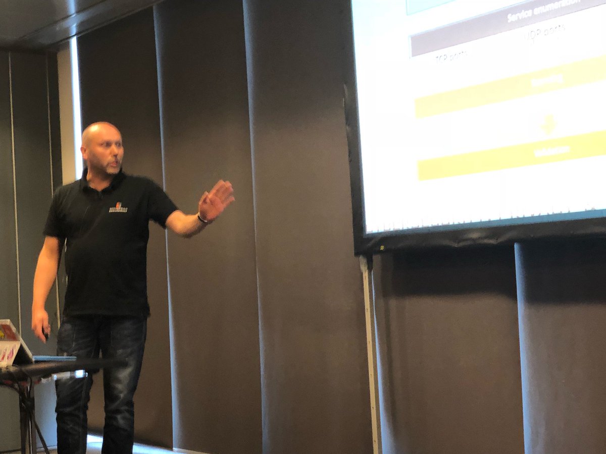 nilsvanschaik's tweet photo. Great talk bij @duceddie at #tadnl https://t.co/4huIT31wtc