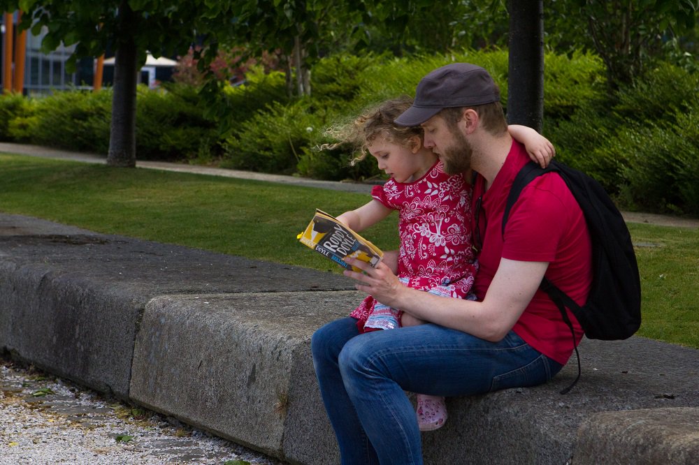 Festival2018's tweet photo. Check out these gorgeous images from @LibraryWalking for a Wild City. They're hosting 3 walks using books to map wildness around #Glasgow as part of #Festival2018 - book your spot now: https://t.co/Y8fJepxMuS
Photo credit: © Mhairi Law https://t.co/aPGSLWR9xX