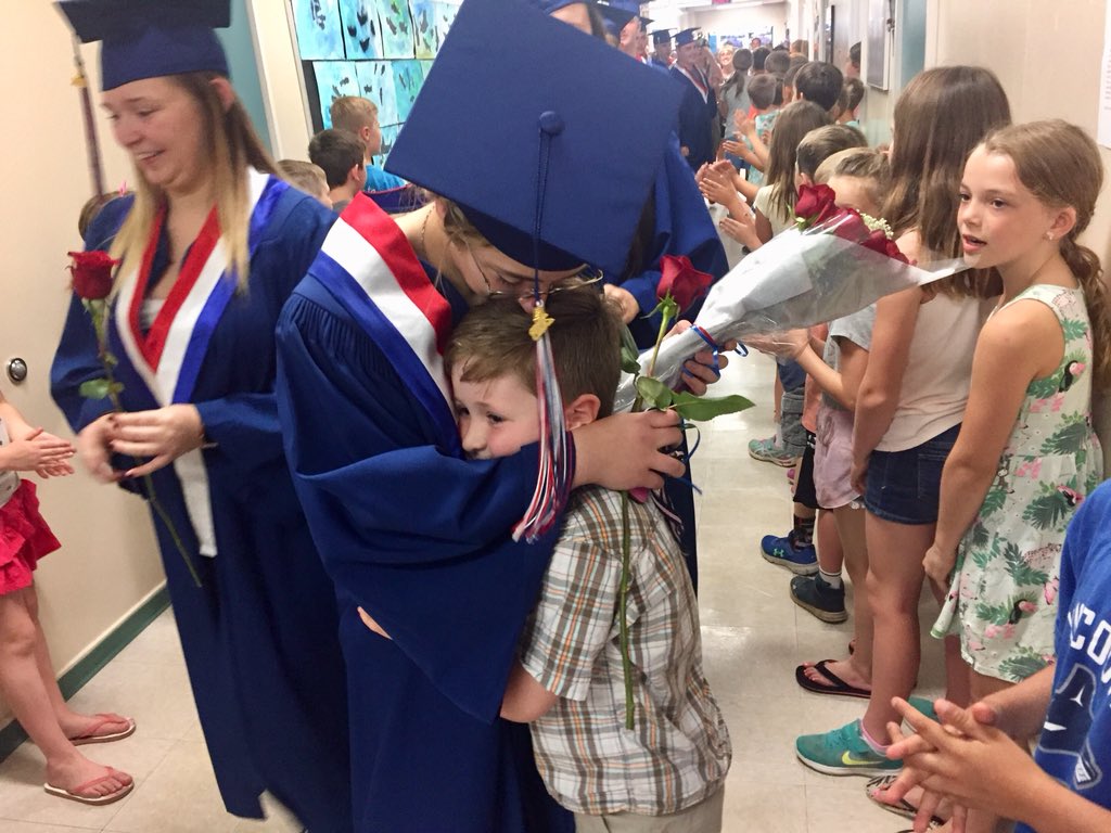 Kozman71's tweet photo. Another special moment from yesterday’s Grad Walk @CoghlanFundamen Abbie, our Valedictorian greeted with a special bouquet from her brother in Grade 2! @langleyschools #GradWalk2018 https://t.co/IygPo2kWf7