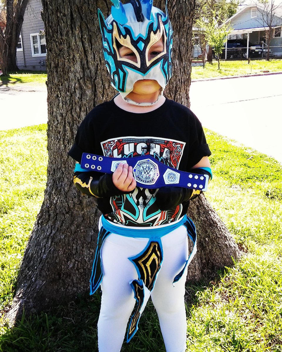 Manuel_NohelyR's tweet photo. And he is 5!
Happy 5th Birthday Liam! ๐๐โค
Mommy and Daddy Love You so much! Now it's time to celebrate with a #LuchaHouseParty
@KalistoWWE @LuchadorLD @WWEGranMetalik could you help me wish liam a Happy Birthday! #LuchaLuchaLucha #LiamManuel #Goodbye4 #Hello5 #BigBoyStatus https://t.co/So2aPHM0zs