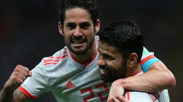 MoroccoWNews's tweet photo. #Spain🇪🇸 took a 1-0 lead against #Iran🇮🇷 in the 54th minute on a deflection off Spanish striker @diegocosta. #WorldCup2018 #SpainVictory👏 @FIFAWorldCup @UEFA @GianniInfantino @3gerardpique @saeedezatolahi @VaHiiDD
https://t.co/Z4xjP8ZNhZ https://t.co/FfNdvbZIcQ