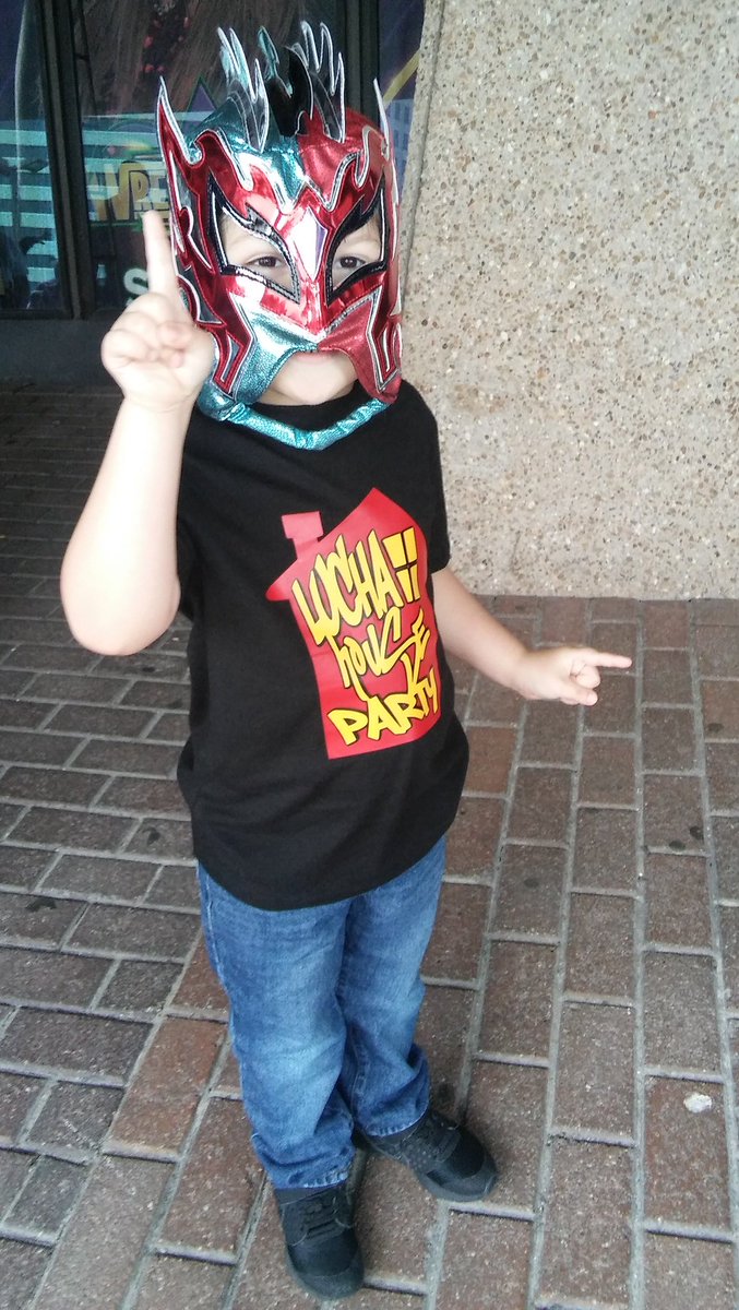 Manuel_NohelyR's tweet photo. And he is 5!
Happy 5th Birthday Liam! ๐๐โค
Mommy and Daddy Love You so much! Now it's time to celebrate with a #LuchaHouseParty
@KalistoWWE @LuchadorLD @WWEGranMetalik could you help me wish liam a Happy Birthday! #LuchaLuchaLucha #LiamManuel #Goodbye4 #Hello5 #BigBoyStatus https://t.co/So2aPHM0zs