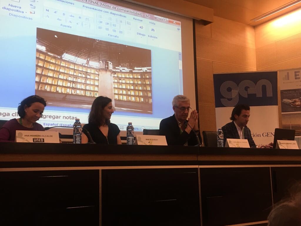 ConsultorAytos's tweet photo. Ya estamos en e Tercel Panel del Congreso #RedLocalis2018 que versa sobre el Control Financiero y Auditoría en las EELL modera Miguel Ángel Cabezas @Fundacionfiasep @RedLocalis https://t.co/UmDKCKZEUJ