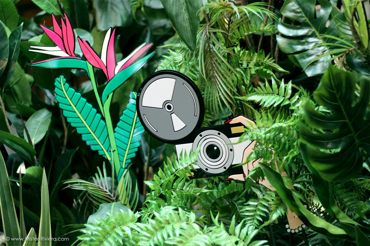 MisterRiviera06's tweet photo. Cet été l'artiste @yazbukeyloves fait escale à #Monaco et vous invite à découvrir "Metropoleden", un Jardin d'Eden éphémère planté au cœur de l'hôtel @MetropoleMonaco !
Découvrez l'article sur @MisterRiviera06. 
➡ https://t.co/sDrAdNzxYW
#Metropoleden #YazBukey #MyMetropoleStory https://t.co/ed0sLdFLgM
