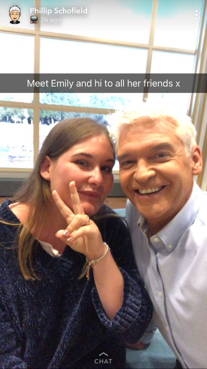 Tom_sharples1's tweet photo. When your drunk on a night out and you start introducing random strangers you found in a club to your friends https://t.co/9mL3kJy6uR