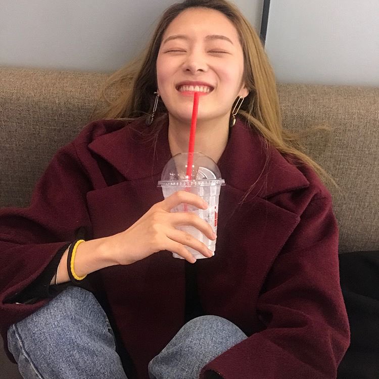 greyjinsook's tweet photo. cho’s smile is bright and exudes warmth like a candle 🕯 we love you, happy birthday! #ChoChoDay #HappyChohyeonDay https://t.co/YJHKqllmbj