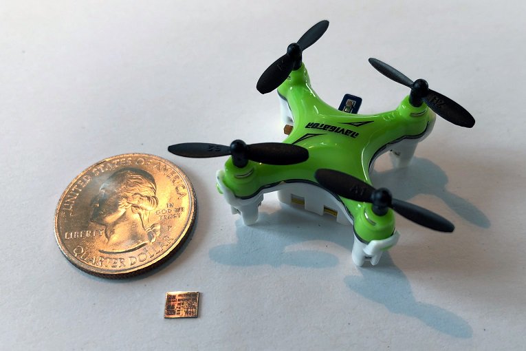 UAOnews's tweet photo. .@MIT researchers have designed a tiny computer chip - smaller than a dime - for helping mini #drones navigate: https://t.co/nMe5jpE6Yo https://t.co/1HygSihHt3