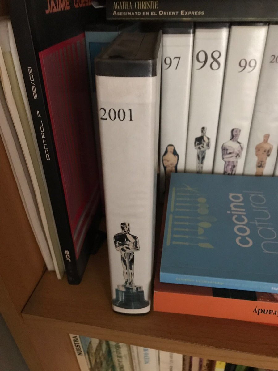 Pues aprovechando la vuelta de los especiales de #LaSextaNominada de <a href="/PremiosOscar/">Premios Oscar</a> voy a digitalizar un par de cositas que tengo por casa...