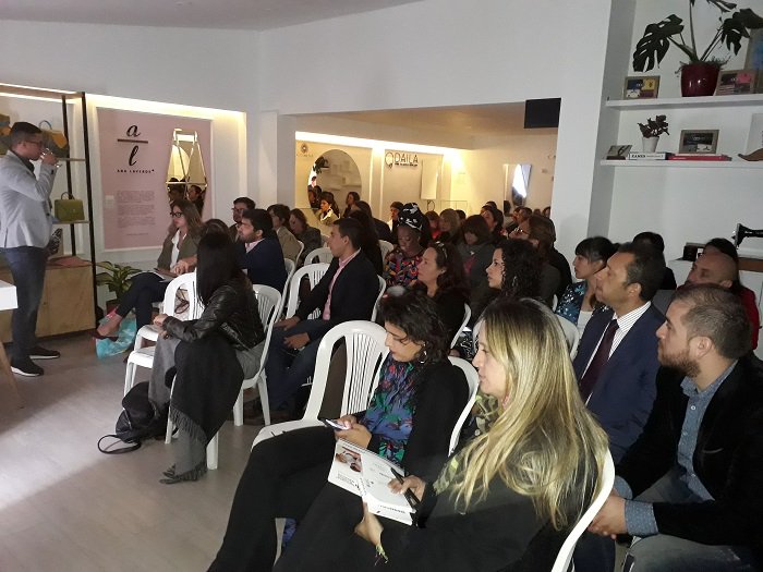 UPBBogota's tweet photo. Hoy @upbcolombia como aliado académico de @INEXMODA acompaña el ciclo de conferencias  dirigido al Sistema Moda en @Casa_Santamaria https://t.co/tEZ0KB2R2o