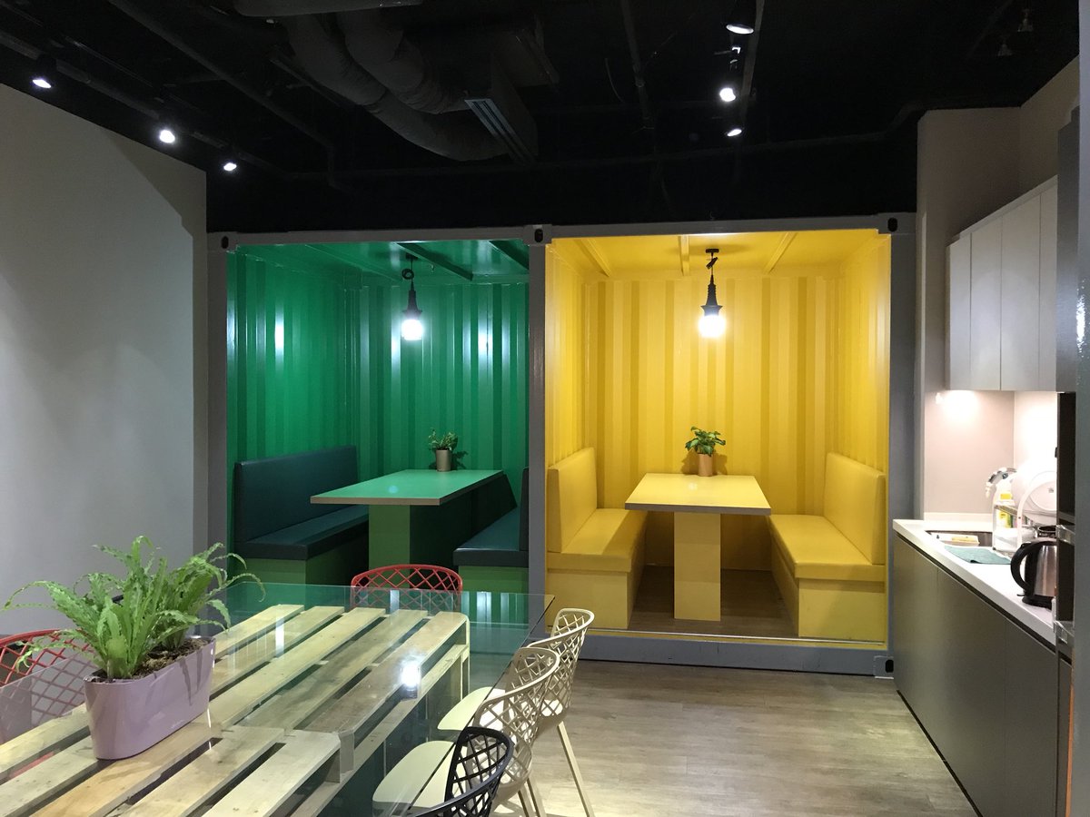 Visit made to pioneering sky depot Singapore. Constructed on the 7th floor of a logistics warehouse and stores 4000 20ft containers. Novel dining rooms too