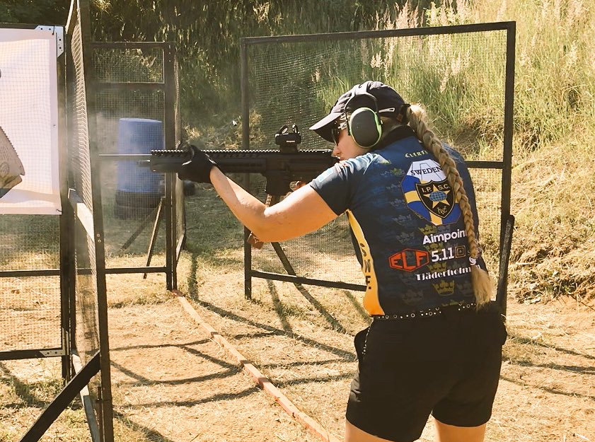 PiaClerte's tweet photo. First day at Extreme Euro Open -check! 10 fun stages! 💪🏻😁👍🏻
#womenwhoshoot #eeo2018 #pewpew #pewpewlife #sportshooting #mpx #sigsauer #pcc #girlwithguns #tacticalbraid #elftmanntactical #elftrigger #aimpoint #511tactical #pistolcalibercarbine #tjäderholmen https://t.co/ow38RoAXNc