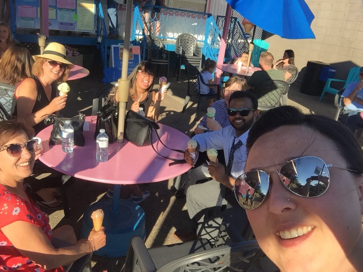 monica_golab's tweet photo. A night on the town for Employee Appreciation week @ToddLinnen_TD @robertghazal_TD #foodtruck #icecream #teamfortsask https://t.co/IYVM31ewvD