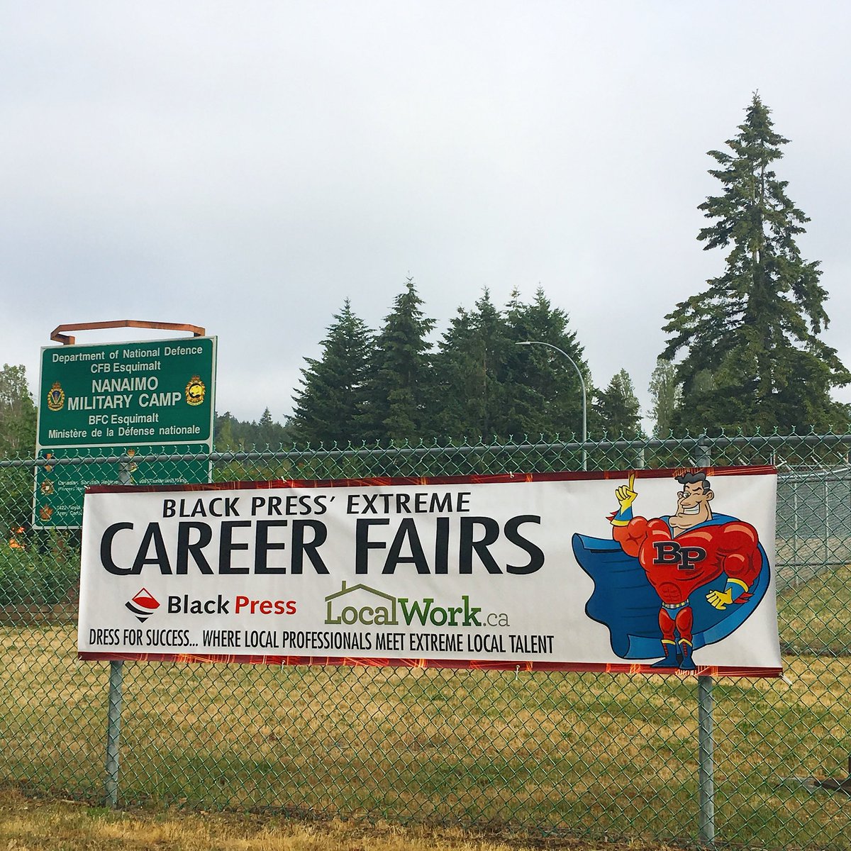 LocalWorkBC's tweet image. Are you coming down to the Black Press Extreme Career Fair? We’re at 709 Nanaimo Lakes Road in #Nanaimo TODAY from 11-4pm. There will be dozens of recruiters here accepting resumes and talking with job seekers 😀