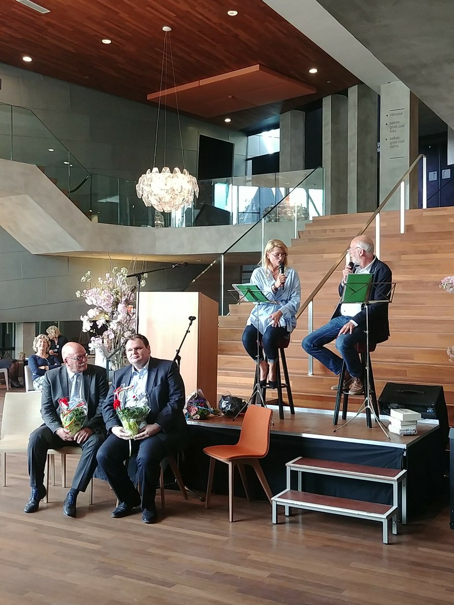 Onze fractievoorzitter Ton Zuidema spreekt samen met <a href="/yvonne1709/">yvonne</a> <a href="/LaurensVerspuij/">Laurens Verspuij</a> en <a href="/HADriessen/">Henk Driessen</a> toe tijdens hun afscheid als wethouder. Namens onze partij willen we de heren graag danken voor hun tomeloze inzet de afgelopen jaren.