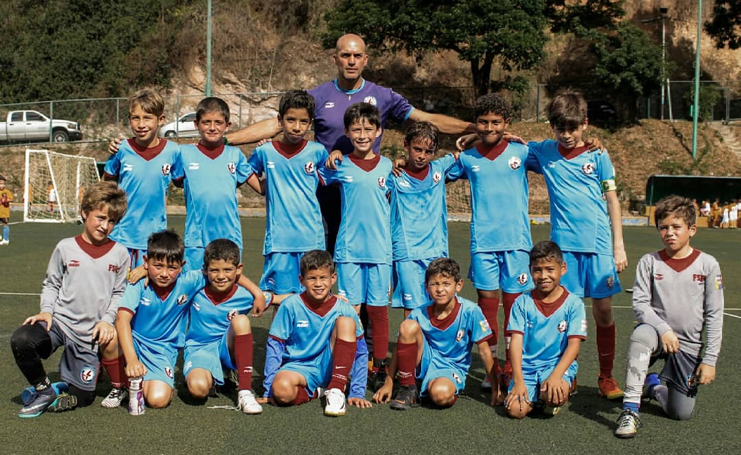 PetareAcademia's tweet photo. #Galería | ¡Victoria de la Sub10 Plata en la #LigaPipoRossi en sus semifinales de Ida

Dvo La Guaira (3) - Fratelsa (7)

¡Vamos! https://t.co/0V8TD5iDn2