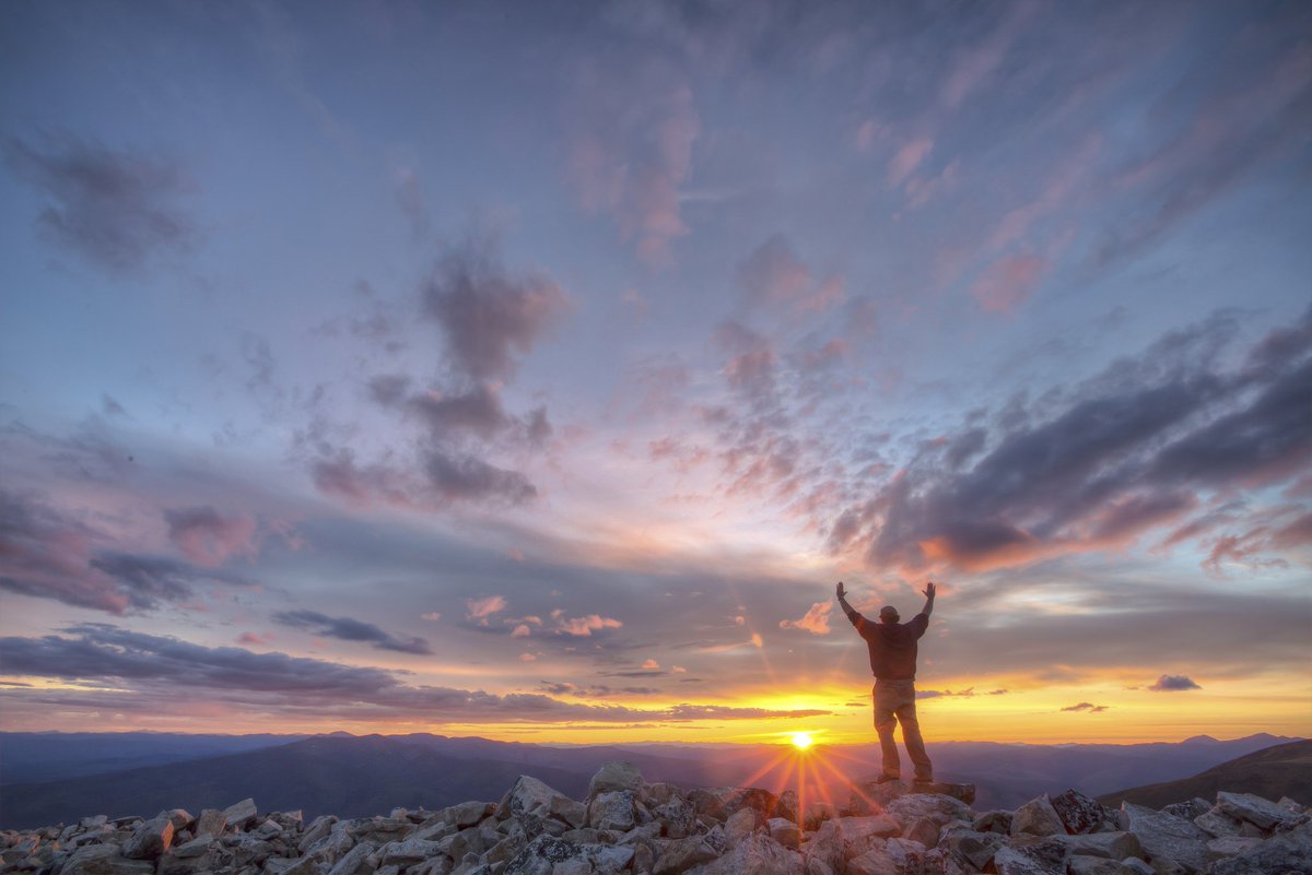 BLMNational's tweet photo. It's finally here! Today is the official first day of #summer 😎

From cooling off on a river to stretching your legs on a trail, BLM-managed public lands make the perfect summertime destinations: https://t.co/aZxfFAXP8W!

https://t.co/YIS9ImyljM

#SummerSolstice #FindYourWay https://t.co/GVpBNXdu0z