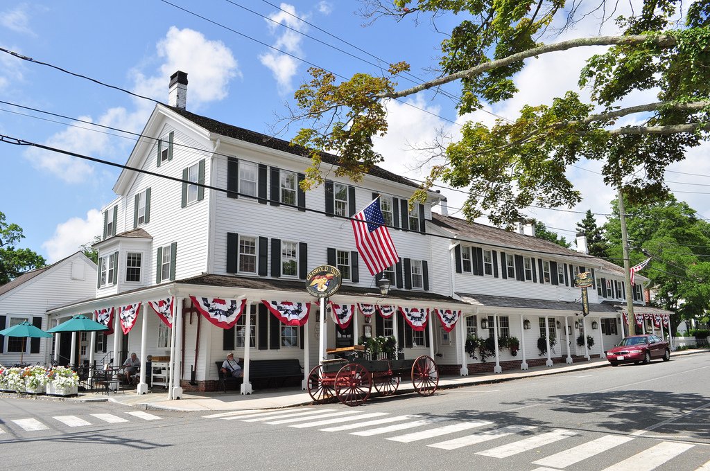 MiddlesexCTRE's tweet photo. Looking to buy a home in Middlesex County?  #Middletown #Connecticut Call or text @steveschappert @BuyersTrust 203-994-3950  https://t.co/bo9f88zYGg https://t.co/8c3DvAYPx7