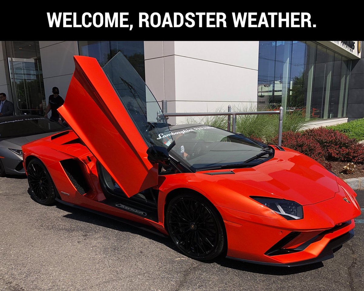Roadster weather is finally here and we couldn't be more excited to sail into the summer season with the top down. Happy First Day of Summer ☀️ from the @lamboparamus team!

#LamborghiniParamus #Lamborghini #summer #roadster #summervibes #summersolstice