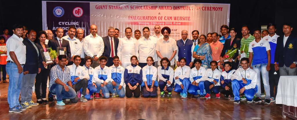pravinvpatil's tweet photo. In the last 3 years the Maharastra team has moved to becoming National Champions in MTB category &amp; Track category and have won second highest number of medals in Road category. Giant Starkenn Scolarships!
#RideLife #RideGiant #StarkennBikes #CyclingIndia #KeepChallenging https://t.co/iH0oRvX9QW