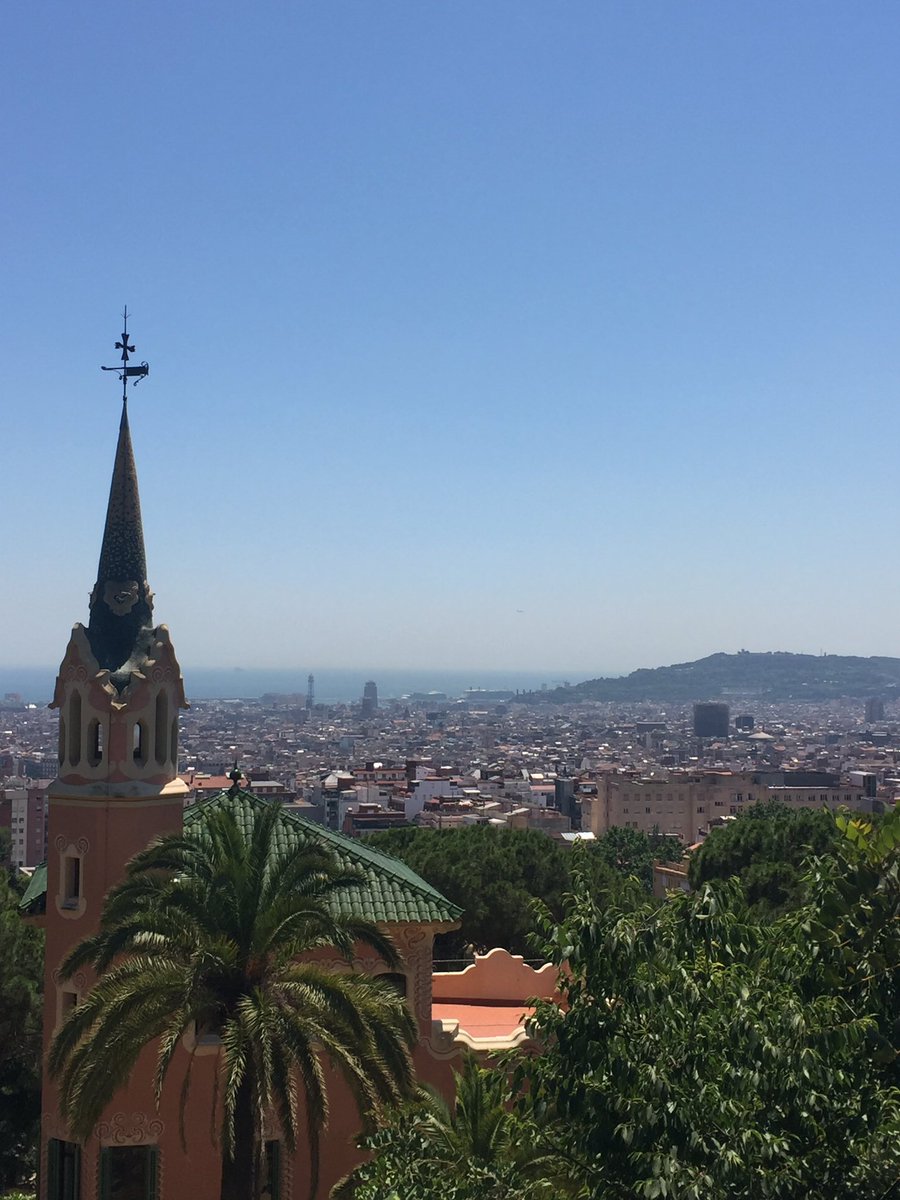 Daf_Roberts's tweet photo. Barcelona is just beautiful #bcn https://t.co/tr1d1bOxxB