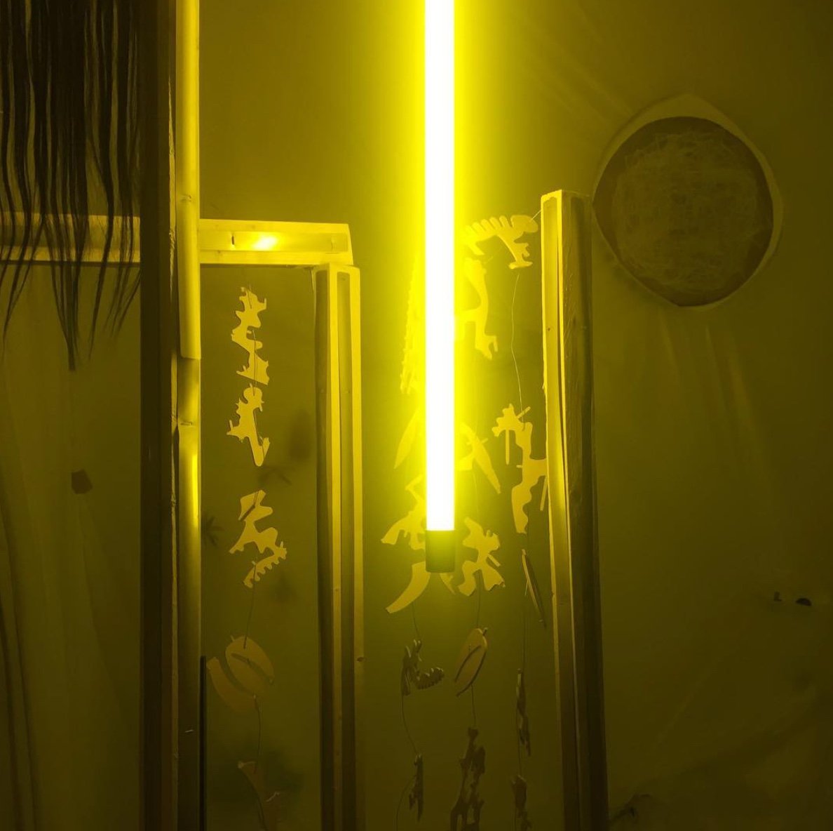 OnOffStudio17's tweet photo. Samedi jusqu'à 22h, a lieu la nocturne #InConstruction. Dès que la nuit tombe, les éclairages réalisés par un des artistes offrent un visage différent des oeuvres exposées.
▶️ https://t.co/xqe1XTLCpn
#art #artcontemporain #exposition #galerie #nocturne https://t.co/fYebhhl1eO