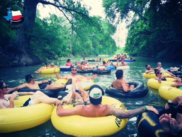 TXSTFirstYear's tweet photo. 🎁 GIVEAWAY TIME 🎁 
WIN a 2-person float trip at @TexasStateTubes ☀️ We'll announce a winner Tuesday!
Rules:
1. Must be following us on Twitter or Instagram @txstpace
2. Must be #TXST22
3. Retweet to enter! https://t.co/wSkD4K0ceY