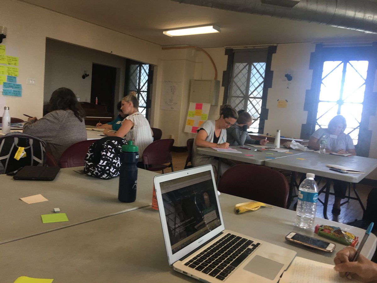 lforbesSCE's tweet photo. Working on Opinion Writing in my small group session. Such practical strategies to implement  for success in the classroom. #TCRWP #HSEinNYC @SCECougars https://t.co/yTRLV4177d