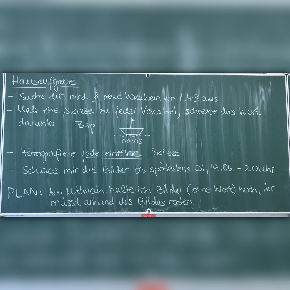 ninatoller's tweet photo. WOW! Muss es so sagen: Bin wirklich von den krassen #Skills meiner #Schüler geflasht 🤩😎
Wollte #Lernmethode, die wir letztens diskutierten, für neue #Latein-Lektion ausprobieren. Hatte nicht DAMIT gerechnet. Darf sie alle veröffentlichen – bald also neuer Blogpost 😃 https://t.co/00l3DC1jrd