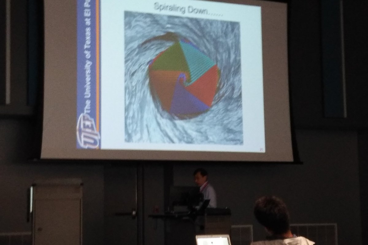 Virosphere2012's tweet photo. Awesome talk by @riverseow on 3-D reconstruction of CroV and other #GiantVirus at #AVW9 https://t.co/G2ksQCUqOs