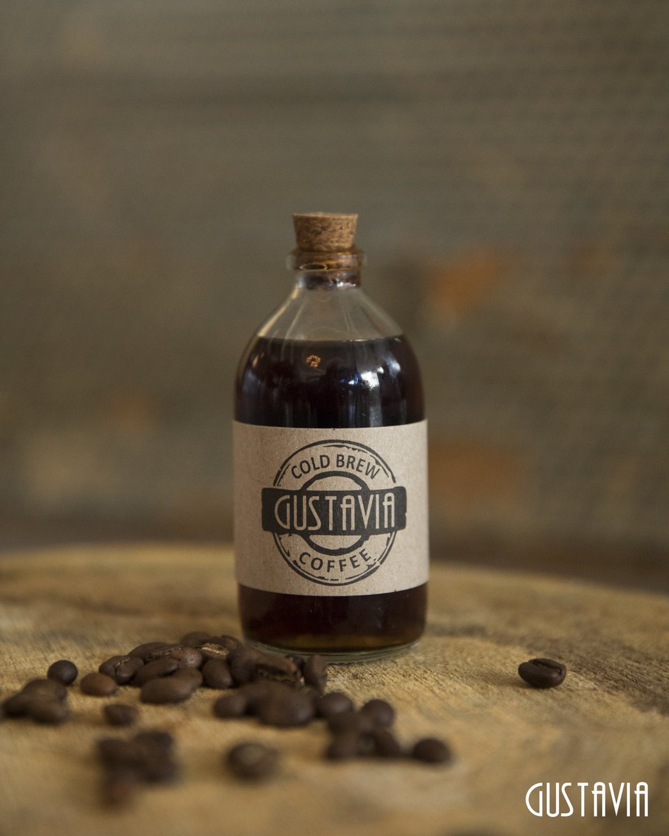 gustavia10's tweet photo. Bugün yılın en uzun günü🌎🌍🌏
Enerjik halinizin daha uzun sürmesi için cold brew bir kahveye ihitiyacınız olabilir🕺🏻💃🏼 https://t.co/TFKUD5nnYk