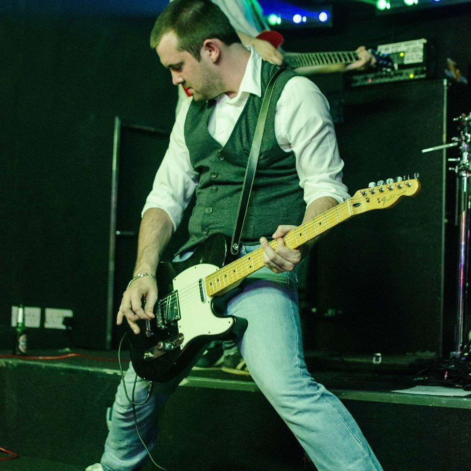 UNF’s First English Gig 

UNF will be performing at the Mulberry Tavern in Sheffield on Sunday, July 1st.
This gig, means that UNF will now be playing three gigs, on three consecutive nights. Come along and join us!