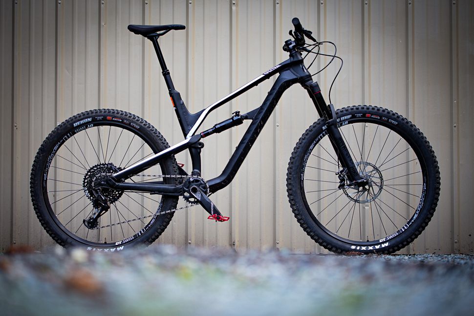 CanyonUK's tweet photo. You've heard of the n + 1 rule? With the #SpectralAL, you could get away with n + 2 according to @bikemag​!

Learn more→ https://t.co/N19KOtzegv https://t.co/4onXZ27tQ6