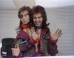swporton's tweet photo. @hfgoncalves @NeptSoft zaphod beeblebrox live on stage #NeptuneUXSummit #demojam @kouzeleas @dreags https://t.co/ViD3IxzZxm