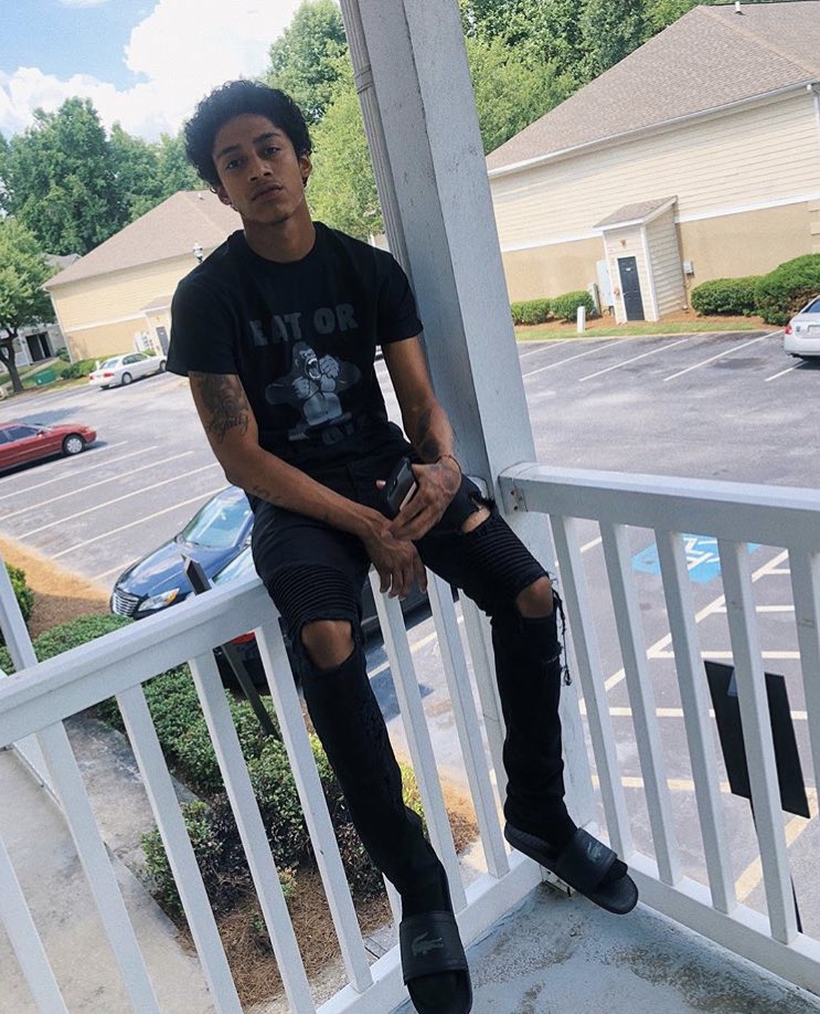 keyrapshq's tweet photo. look out guys cause i got stuff coming up https://t.co/DYkGnA53Ci