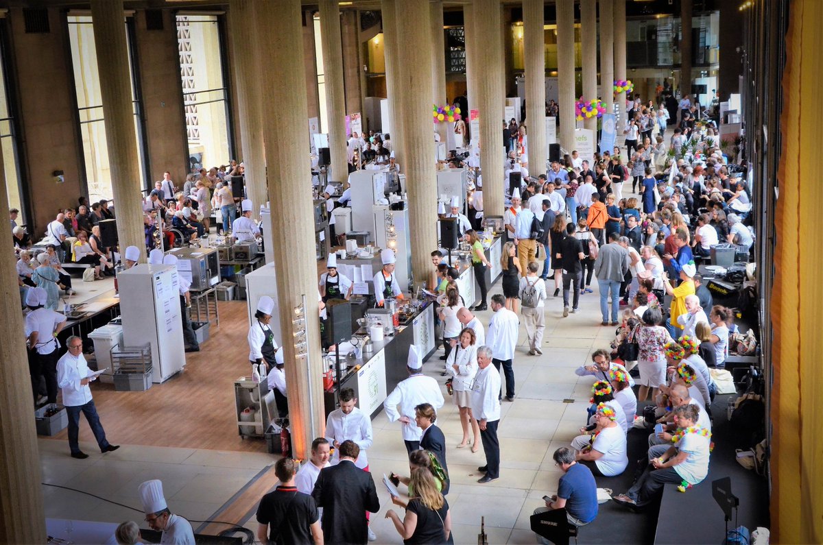 LI_association's tweet photo. (Re)vivez en images la Finale Nationale @SilvRFourchette du 4 Juin, qui s'est déroulée au Palais d'Iéna et a réuni plus de 1000 participants, via notre galerie Flickr !  https://t.co/nH94nVEM2D @GroupeSOS #seniors #nutrition #innovation https://t.co/Elolog7P0a