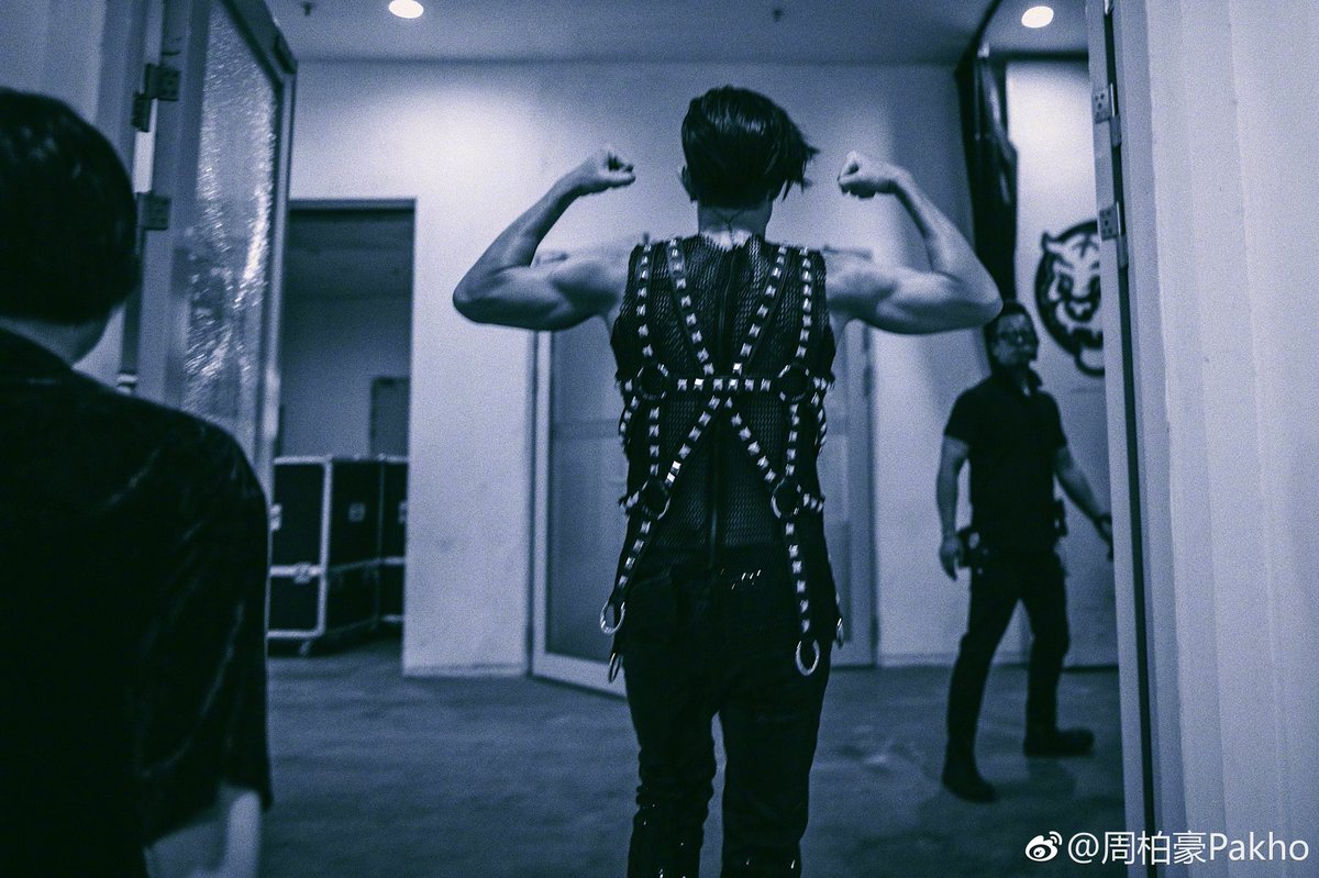 pakho_chau's tweet photo. 180621 #PakhoChau Weibo &amp; IG Update:

Yes, I’m very tired
But, I can still keep going https://t.co/EsvNM62iFE