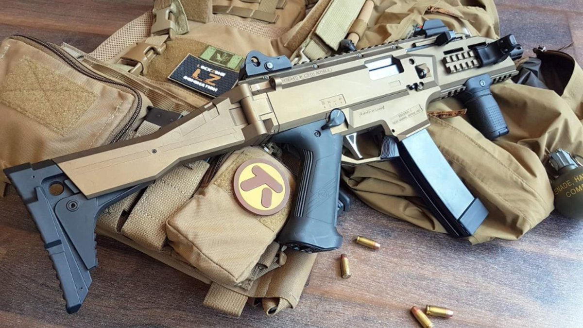 TaktikAirsoft's tweet photo. 👉Honor the game™👈
Hashtag us:📌 #taktikairsoft
Tag us:🚩 @taktikairsoft
Web:🌎 https://t.co/V97QW6IVX6
🎥https://t.co/Xj0eC26zoQ https://t.co/bRCCKxgi1X