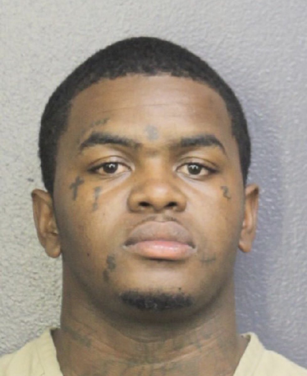 SUnbored's tweet photo. Just over 48 hours after the murder of XXXTentacion #BSO homicide detectives arrest Dedrick Devonshay Williams. He has been booked on charges of murder without premeditation, violation of probation and driving without a valid license. https://t.co/lXnAlmpQVj