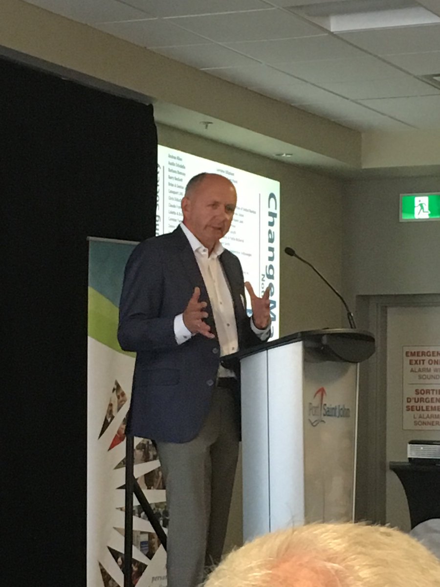 Martin Chiasson telling his story @nbacl Annual Changing Lives Changing Communities Luncheon focussing on #End l’exclusion