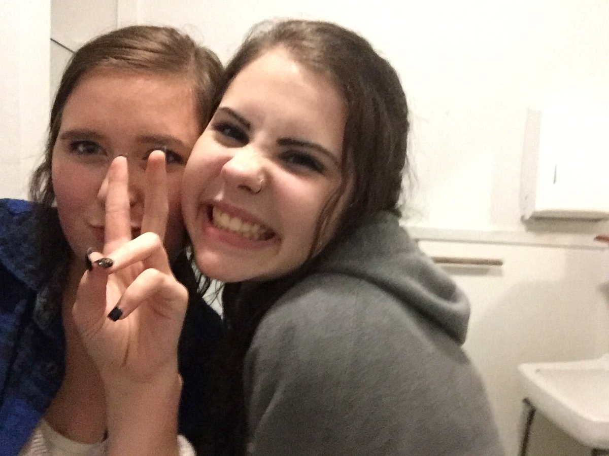 DrewPaige_'s tweet photo. happy birthday to the best hype man i’ve ever had!! thank you for supporting me and lifting me up no matter what the case is. i love you so much chloe downs 🧡 
here’s to beating teen pregnancy 😉🎉 https://t.co/WEmP8zLyCK