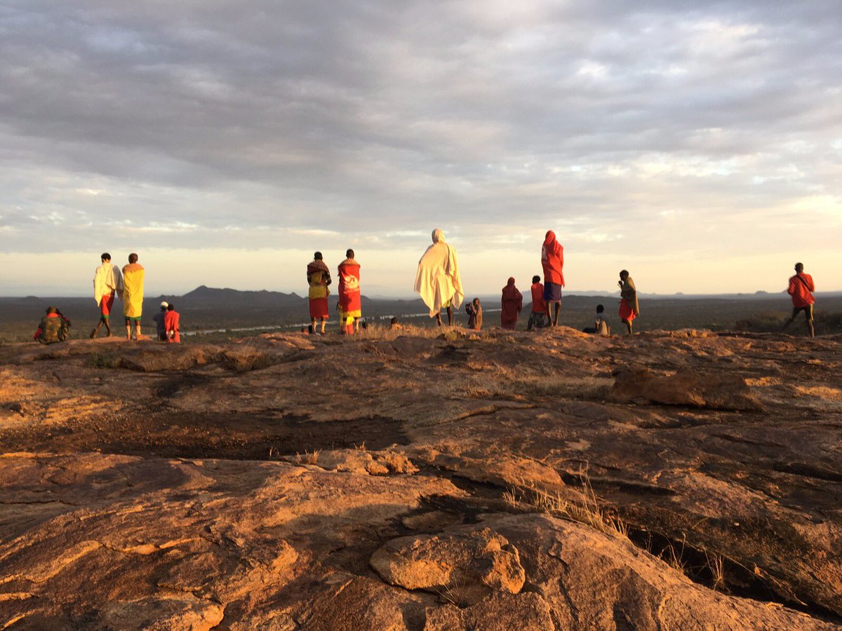 EwasoLions's tweet photo. Young herders this morning learn about the conservation area #lionkidscamp https://t.co/syywkUvEvV