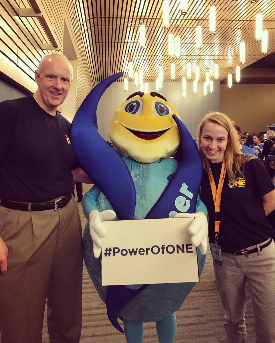 susannahwlee's tweet photo. It’s a great day at the Power of One when you have both Ollie and Warner Thomas in a picture with you! #PowerofOne #fellowlife https://t.co/kD4cPnFJIq
