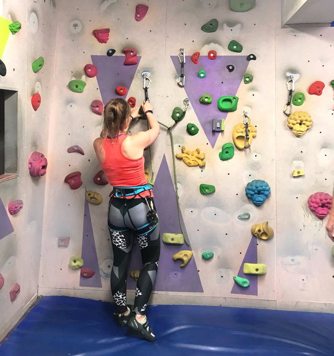 WarehouseClimb's tweet photo. Some shots from today’s Climbing Wall Development Instructor course with some of the @WarehouseClimb team held by our Technical Advisor, Tony Penning 👍👊
#CWDI #climbingdevelopment #climbingwall #climbingtraining #climbinginstructor #alwayslearning https://t.co/tziX1mXPmR