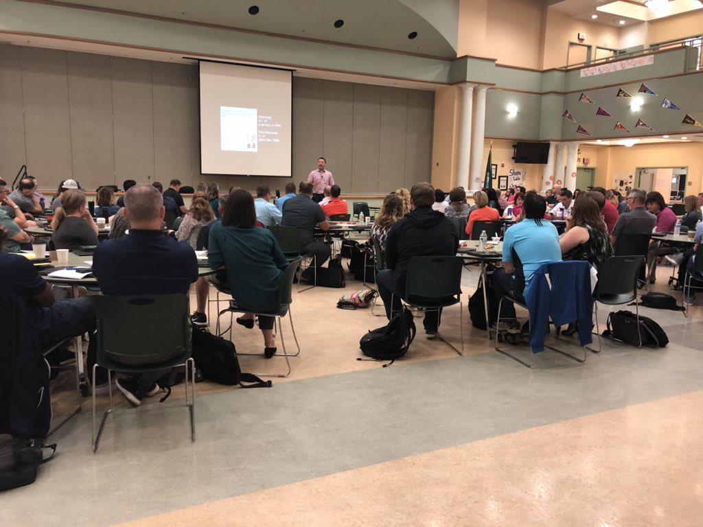 MrsKroon's tweet image. And we’re off! #futurereadyadmin #VPSAmazing