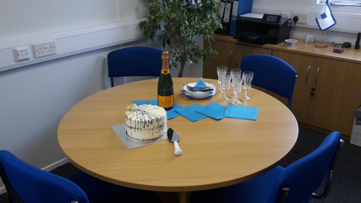 After an impressive 45 years in shipping, our co-founder is deservedly heading for retirement. All the very best for the future Mike 🍾🎂