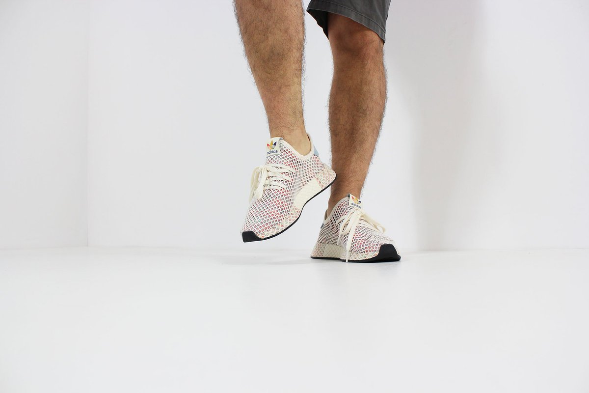 Hi_sneakerworld's tweet photo. ADIDAS - DEERUPT PRIDE (WHITE/ASHGREY/BLACK) 
#Adidas #Deerupt 
Price: € 129.00
Link: https://t.co/IDGcS76wUR https://t.co/UJ8T6VgfKz